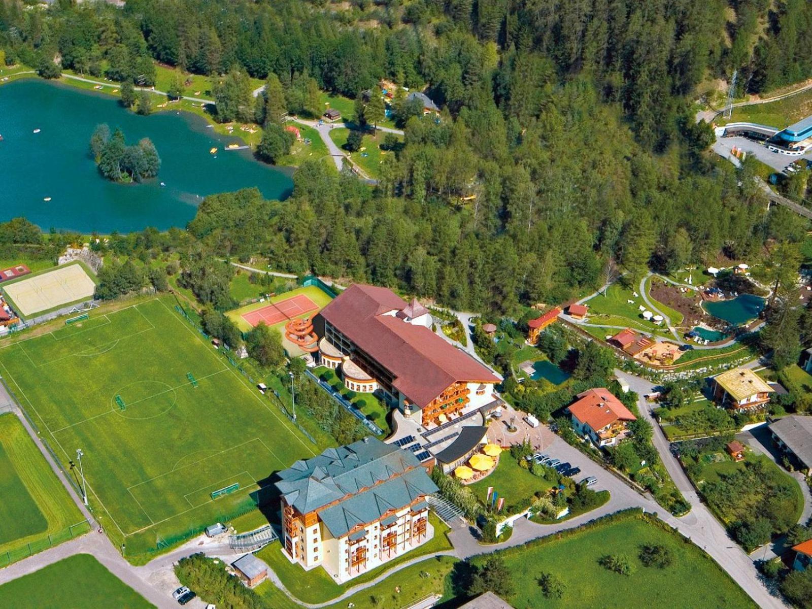 Neueroeffnung Miaflor Familien- & Aktivresort Ried im Oberinntal Exteriér fotografie