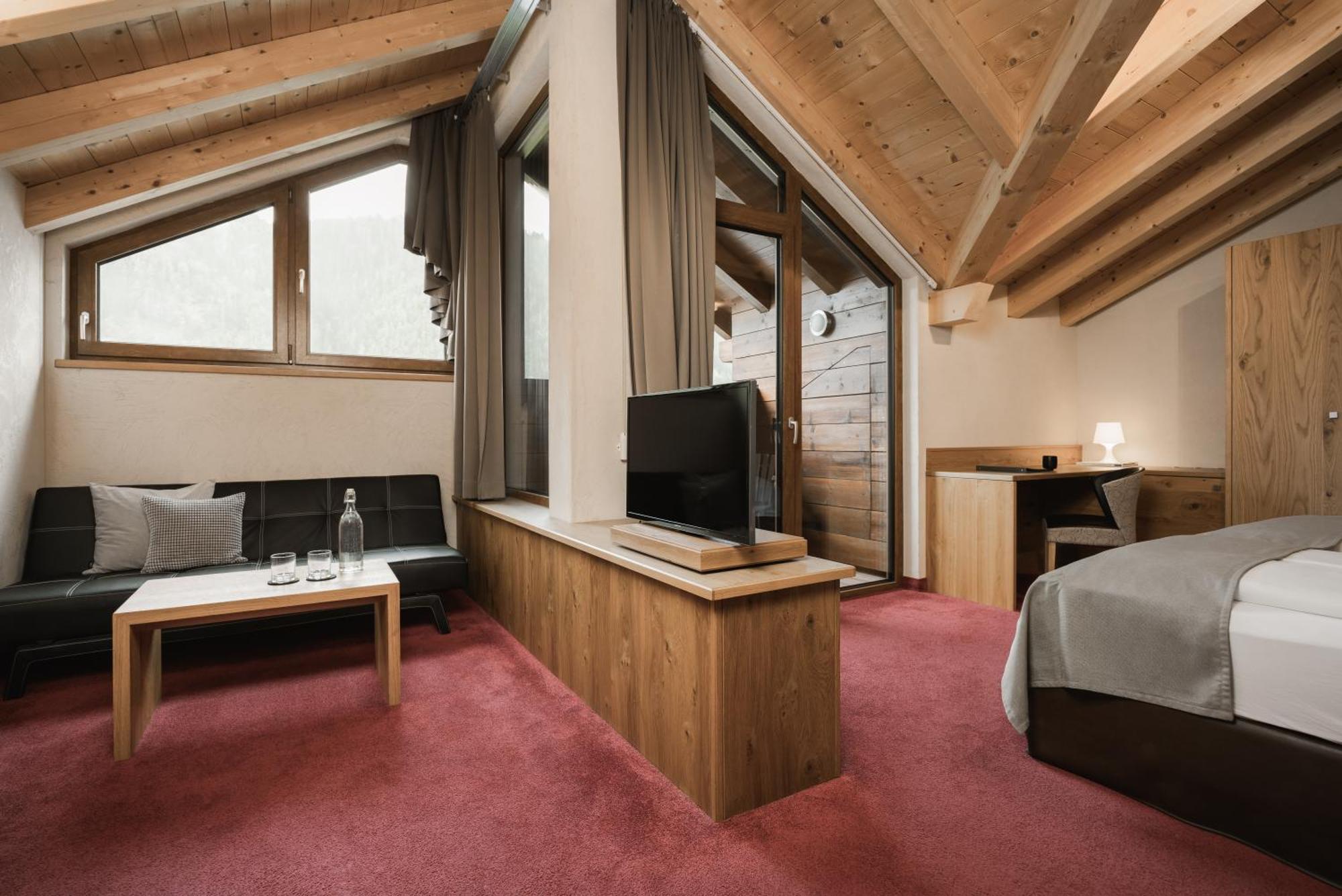Neueroeffnung Miaflor Familien- & Aktivresort Ried im Oberinntal Exteriér fotografie